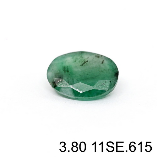 DSC_4730_2 Natural Green Sakota Emerald - 3.80 Carat - Image 1
