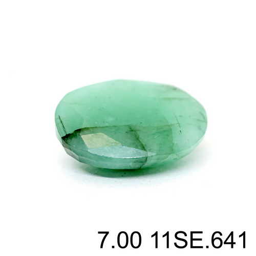 DSC_4877_2 Natural Green Sakota Emerald - 7.00 Carat - Image 1