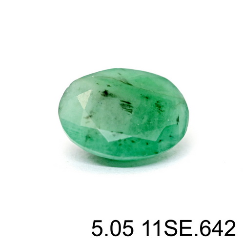 DSC_4882_2 Natural Green Sakota Emerald - 5.05 Carat - Image 1