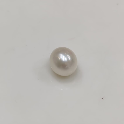 South Sea Pearls – 7.75 Carat